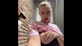 第一次在公共场合手淫