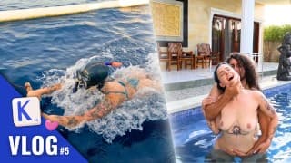 Il lui fait tester la piscine à sa manière - Baise Hard dans la Piscine à Bali - Vlog Française