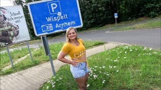 LINA MILA Notgeil auf der Autobahn! Spontan auf Sexparkplatz gefickt