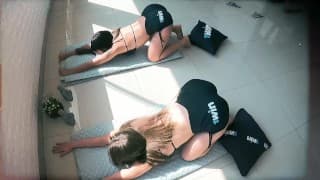 YOGA&SQUIRT - MINHA PROFESSORA DE YOGA ME DEU UM BANHO DE SQUIRT - COLLAB CHERRY ADAMS