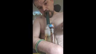 Kevy 69's 1 Sexy Man 2 Bong Hit