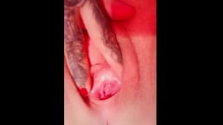 她和她的Dido一起玩